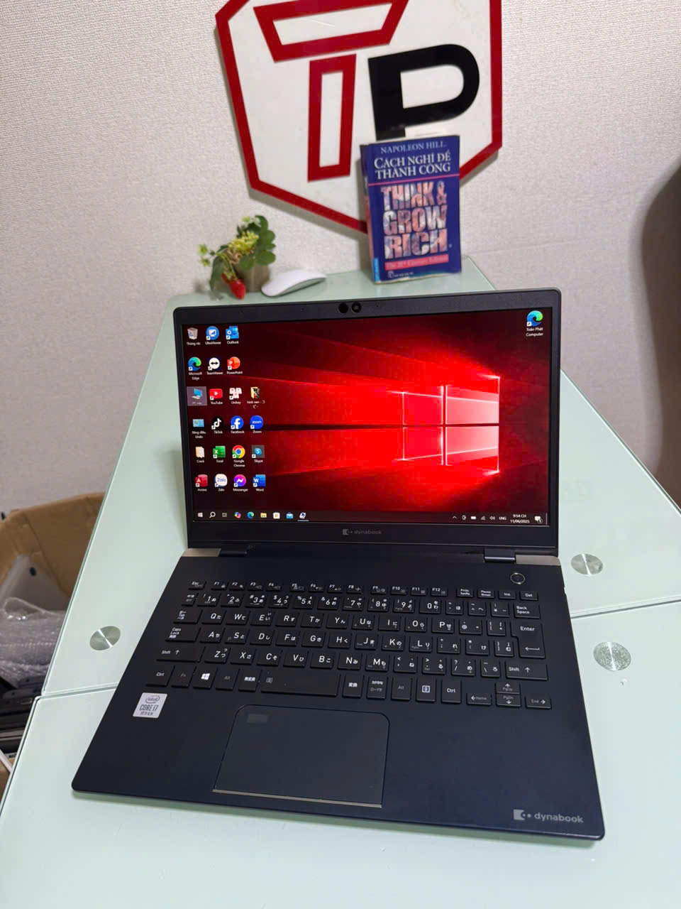 Toshiba Dynabook G83/FP / i7-10710U (up to 4.70Ghz | 6 nhân